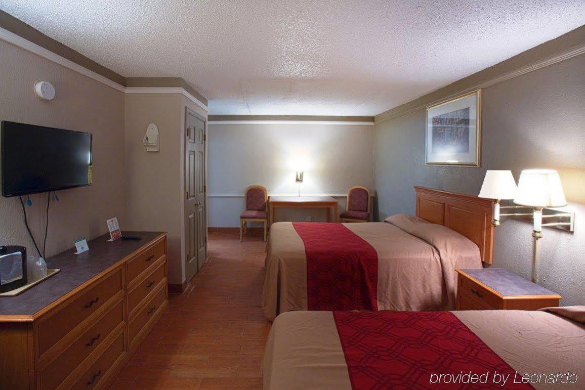 โฮเวิร์ด จอห์นสัน บาย วินด์แฮม แอตแลนตา คอลเลจ พาร์ค Hotel คอลเลจพาร์ค ภายนอก รูปภาพ